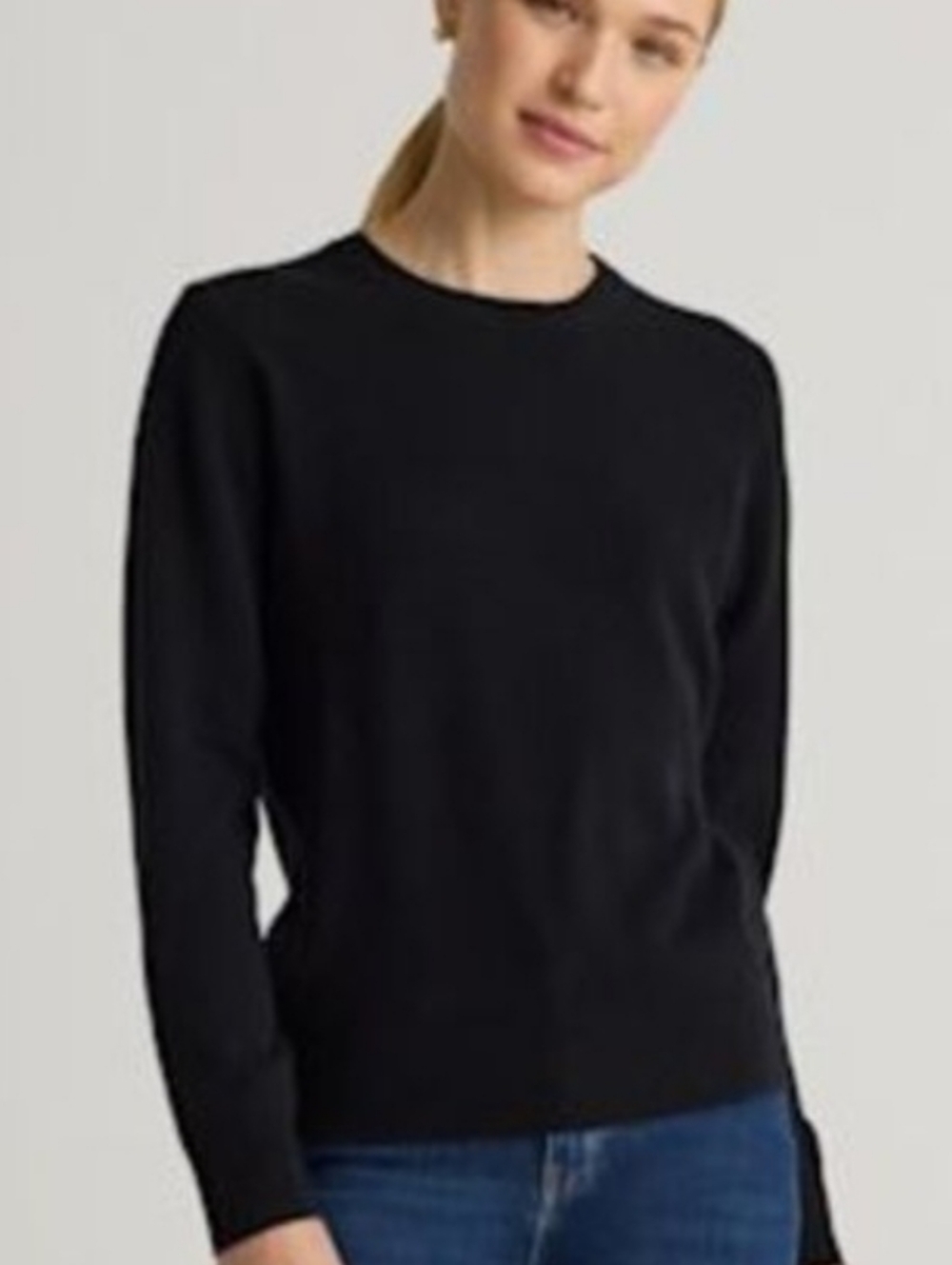Quince 100% Mongolian Minimalst Black Crewneck Sweater Wommen's Size Medium NWT